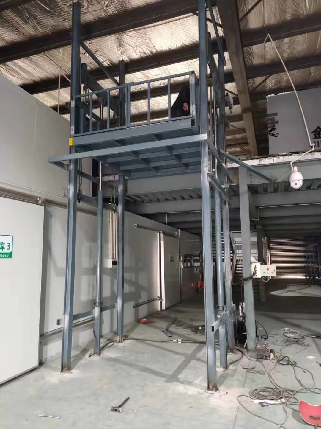 室內(nèi)升降貨梯